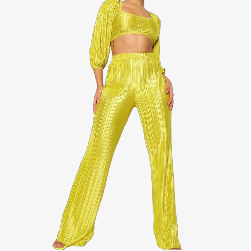 Boohoo Plisse Lime Metallic Two Piece Pants Set